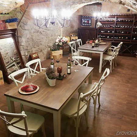 Vintage Boutique Hotel 4*