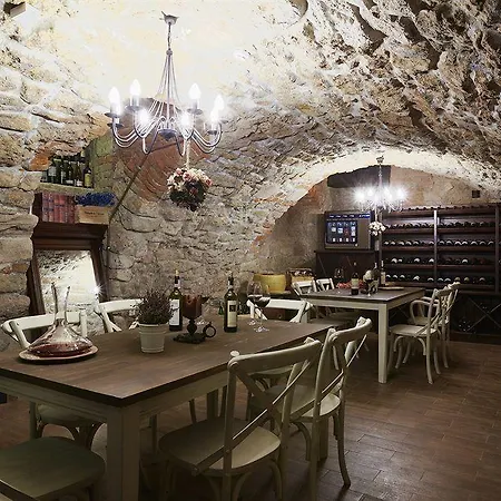 Vintage Boutique Hotel Lviv