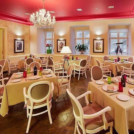 Vintage Boutique Hotel