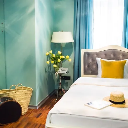 Vintage Boutique Hotel