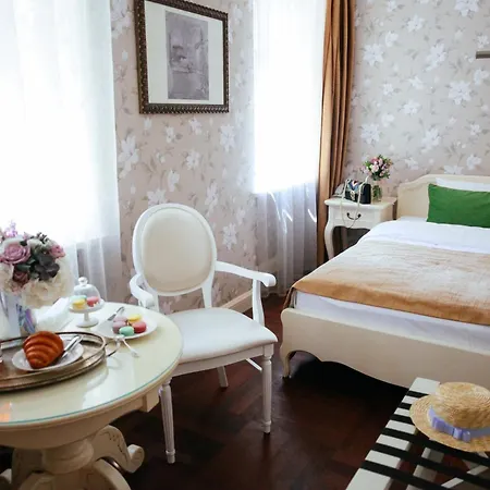 Hotel Vintage Boutique Lviv