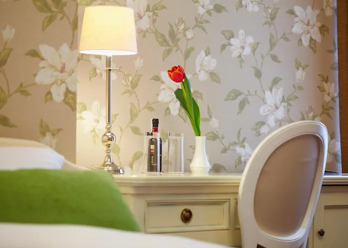 Vintage Boutique Hotell 4*